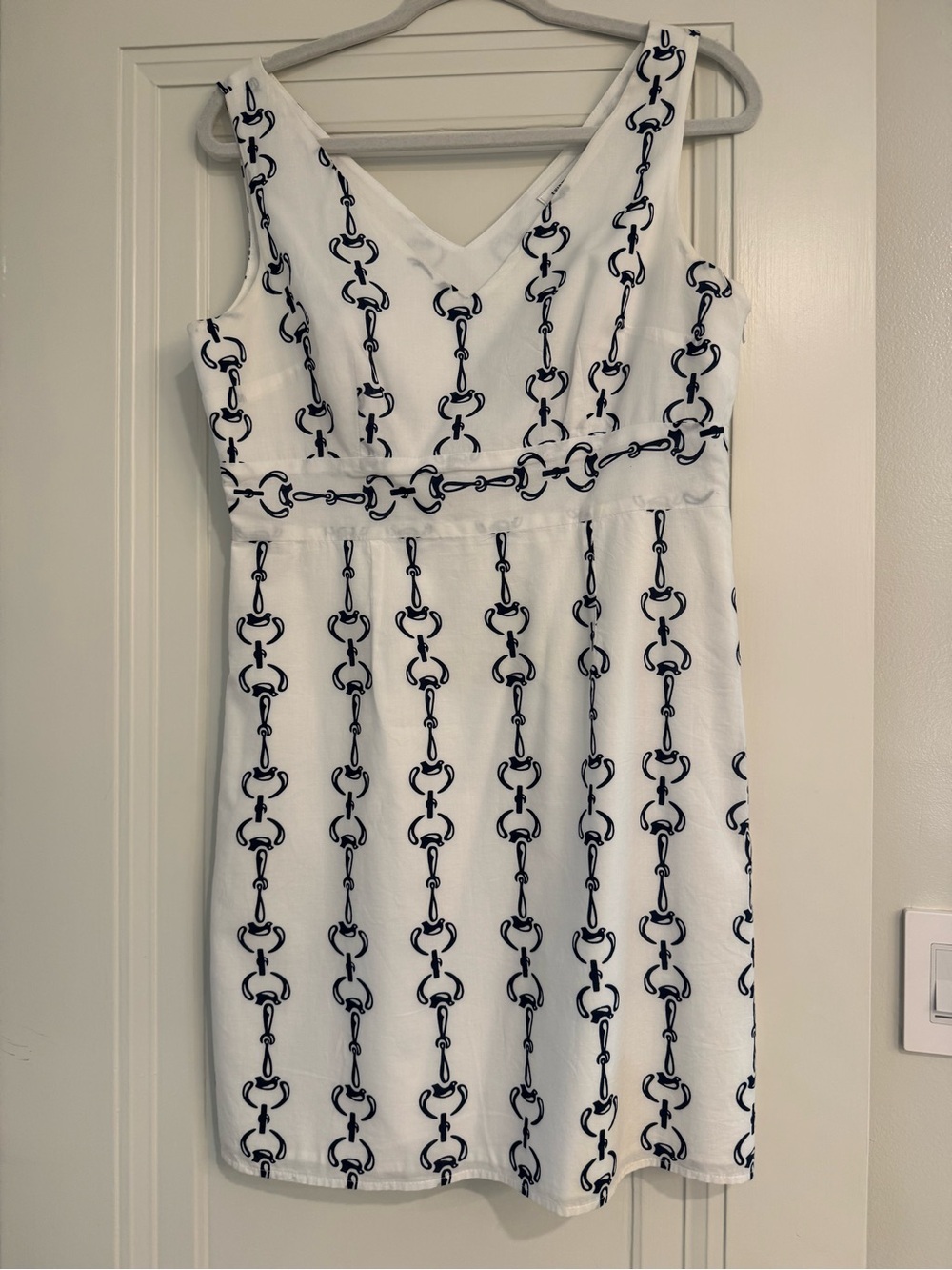 White Cotton V-Neck Chain Print Sleeveless Dress- fulled lined.